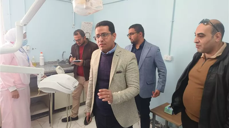 توفير أسطوانات أكسجين.. نتائج زيارة فريق الحوكمة لمستشفى باريس بالوادي الجديد