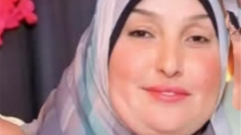 مصرع سيدة في حادث مروري أثناء عبورها الطريق السريع 