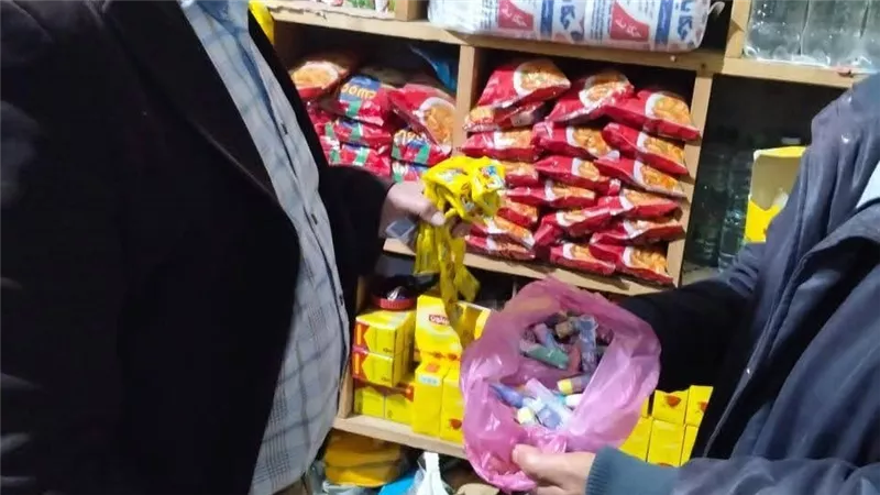 بيع سلع مجهولة المصدر..  ضبط 106 مخالفات خلال حملات تموينية على الأسواق والمخابز بالمنيا