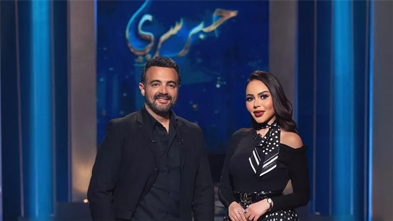 اليوم.. عمرو محمود ياسين ضيف أسما إبراهيم في حبر سري