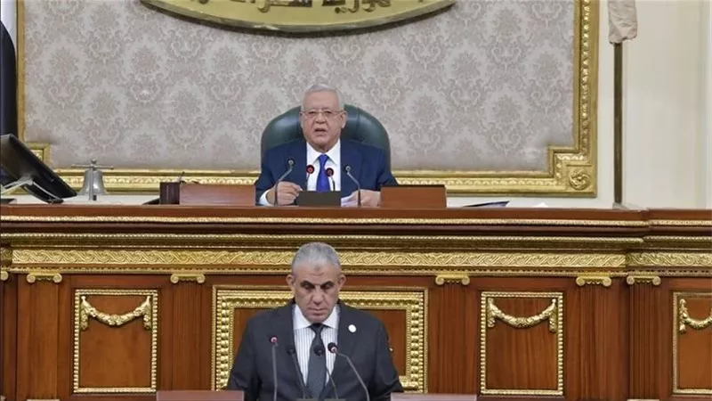 يليق بالعمال ويرسخ مبدأ المساواة.. النواب يكشفون أهمية مشروع قانون العمل الجديد