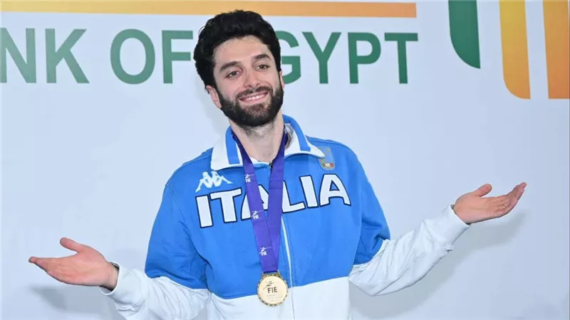 صاحب ذهبية «الشيش»: سعيد بالتتويج على أرض مصر والفوز كان صعبًا
