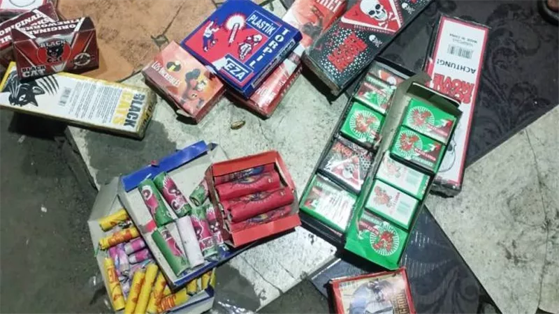 عقوبات صارمة تنتظر حائزي ومروجي الألعاب النارية.. الحبس والغرامة والسجن المشدد