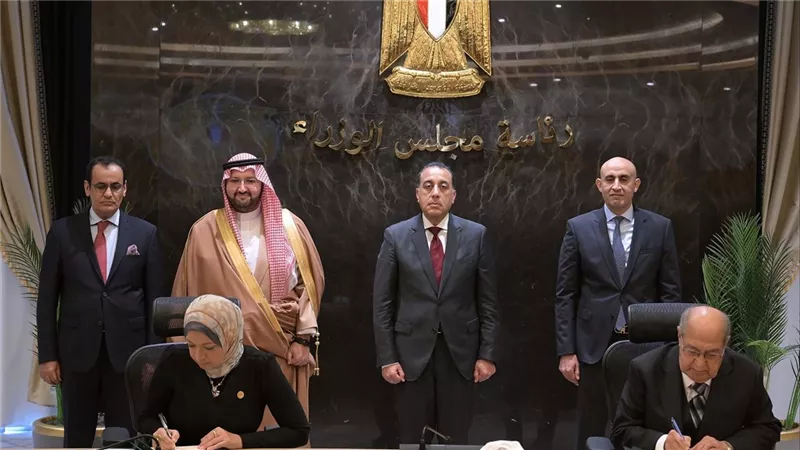 بحضور «مدبولي».. بروتوكول تعاون بين صندوق تطوير التعليم والمجلس العربي للطفولة والتنمية
