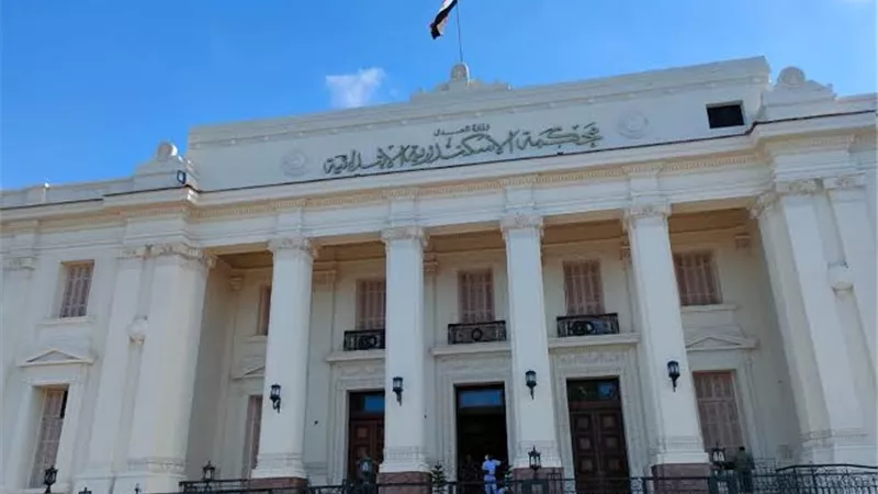 هتك عرض طفلة .. جنايات الإسكندرية تقضى بالسجن 5سنوات لعاطل 
