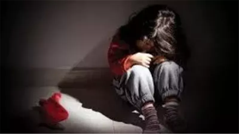 «سكين فوق السطح».. تجديد حبس المتهمين في واقعة التعدي على طفلي إمبابة
