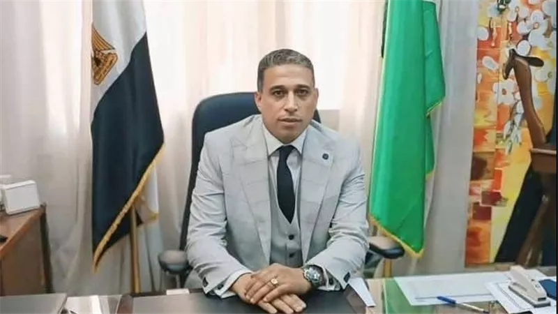 وكيل تعليم الجيزة يوجه مديري الإدارات بالتواجد الميداني لمتابعة العملية التعليمية