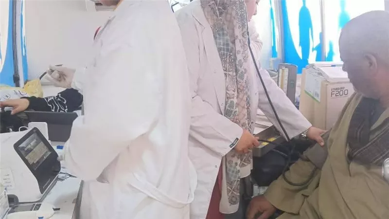 محافظ المنيا يطلق قوافل طبية مجانية بجميع مراكز المحافظة ضمن احتفالات العيد القومي
