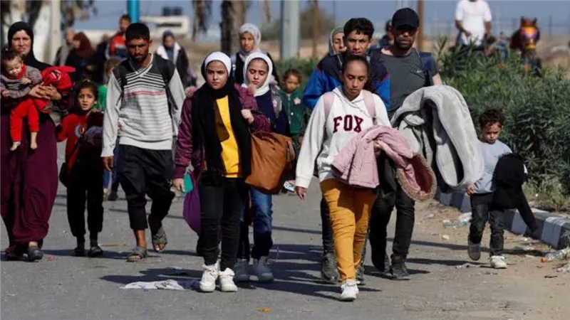 عضو بالشيوخ: إسرائيل تمارس ضغوطا على الفلسطينيين عبر منع المساعدات (فيديو)