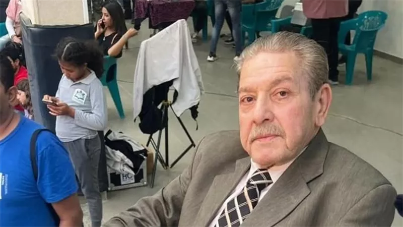 جنازة الفنان إحسان الترك عقب صلاة العصر من مسجد صلاح الدين بالمنيل