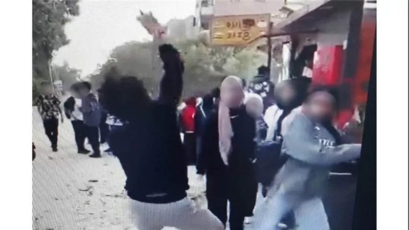 تعمد مضايقة الفتيات.. ضبط عاطل يرقص في الشارع بحركات خادشة للحياء 