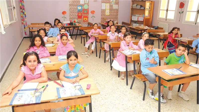 رفعت فياض: اللغة العربية والدين والتاريخ مواد تُشكل وجدان الطالب المصري 