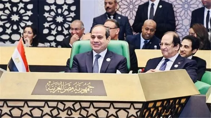 بعد كلمة الرئيس السيسي بالقمة العربية.. خبير يوضح الفرق بين التطبيع والسلام