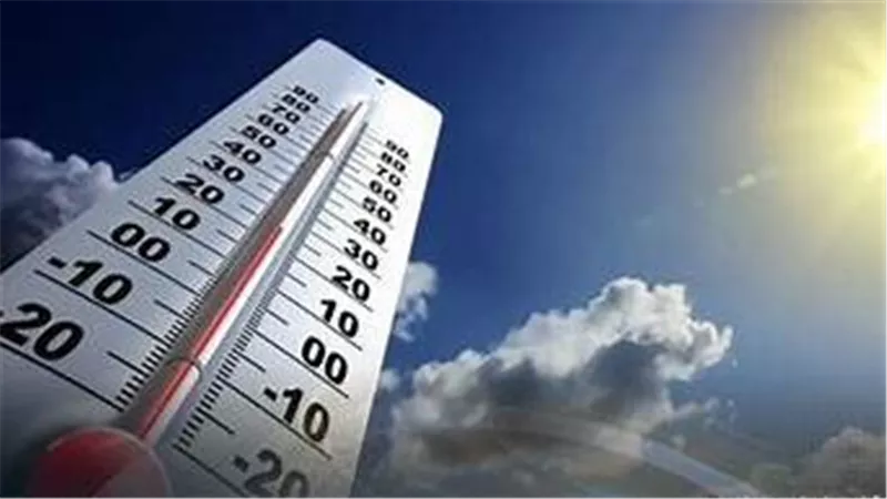 الأرصاد تحذر من طقس غدًا الإثنين.. شديد الحرارة نهارًا ومعتدل ليلًا