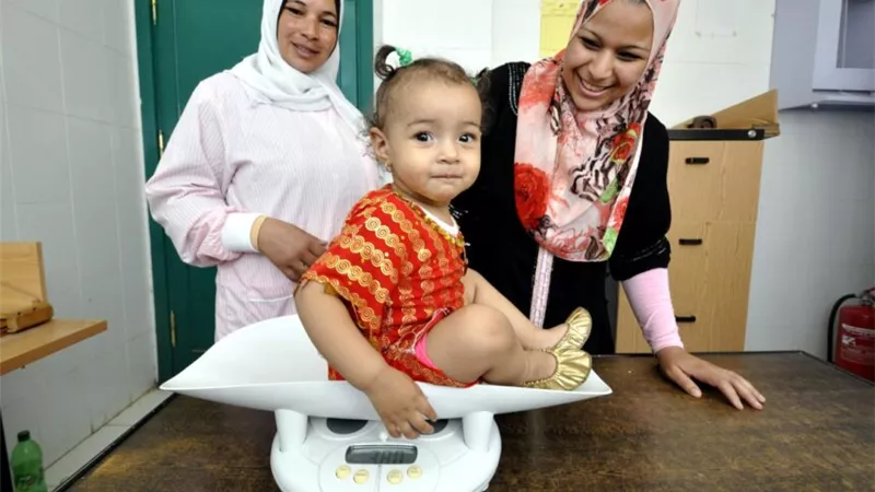 عادات قاتلة.. كيف تُهدد السلوكيات الغذائية صحة المراهقين فى مصر؟