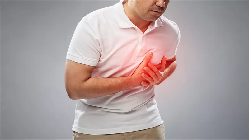 صانعة الأرامل.. شاب ينجو من أخطر أنواع النوبات القلبية ويحذر من تجاهل الأعراض
