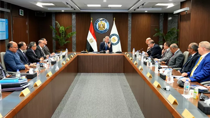 وزير البترول : خطة رقمية شاملة لتعزيز الطاقة والتوسع في مشروعات الطاقة الشمسية