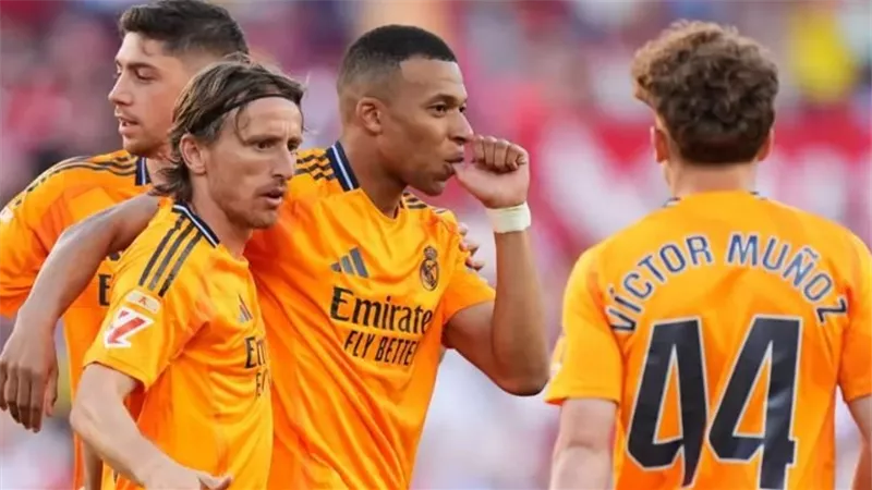 ريال مدريد يعبر إشبيلية بثنائية مبابي وبيلينجهام في الدوري الإسباني
