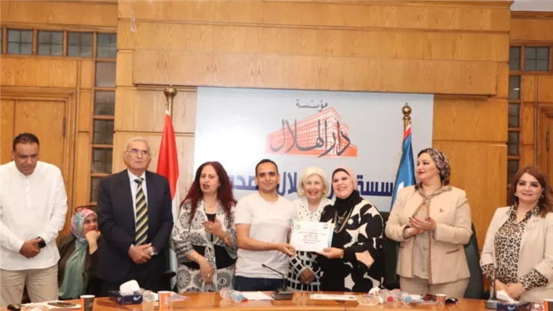 المشاركون في صالون مجلة حواء: نعيش حياة كريمة في عهد الرئيس السيسي