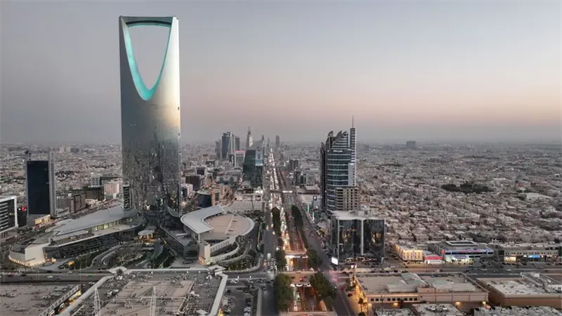 مشاريع سعودية تتجاوز 1.5 تريليون دولار.. طفرة عمرانية مدفوعة برؤية 2030