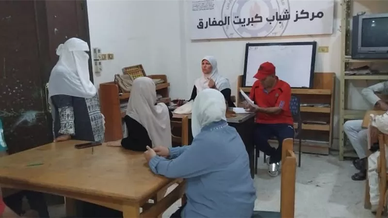 تكثيف الأنشطة التثقيفية.. مركز شباب كبريت المفارق بالسويس ينظم دوري معلومات 