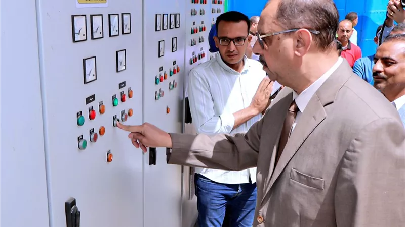 محافظ سوهاج يطلق التشغيل التجريبي لمحطة مياه أولاد الشيخ بدار السلام