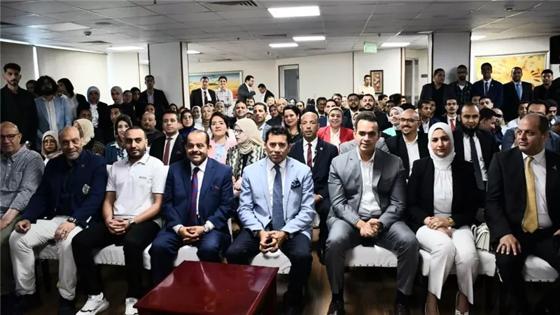 وزير الشباب والرياضة يطلق المشاريع الرقمية لاتحاد “بشبابها”