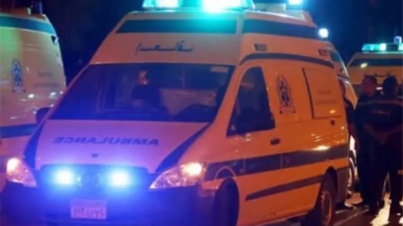 إصابة 4 أشخاص في حادث تصادم سيارتين على طريق الدلنجات بالبحيرة