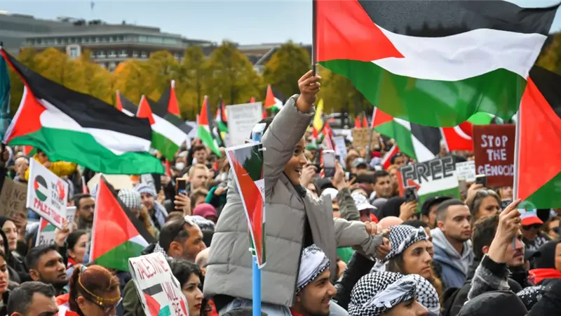 الاحتجاج الأكبر منذ 20 عامًا.. اعتراض على موقف الحكومة الهولندية من إسرائيل