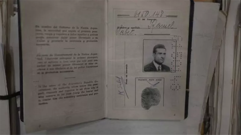 مفاجئة.. الرئيس السوري وافق على استرداد مقتنيات الجاسوس الإسرائيلي 
