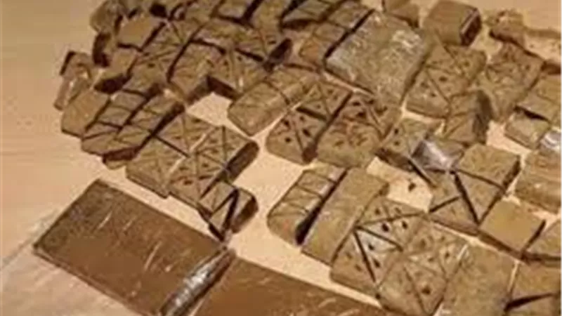 ضبط رجل أعمال بحوزته 50 طربة حشيش  وآيس ونصف مليون جنيه بالشيخ زايد 