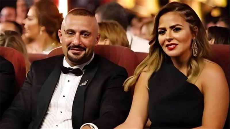 «سبحان مقلب القلوب»..أحمد السقا يعلن انفصاله عن زوجته مها الصغير