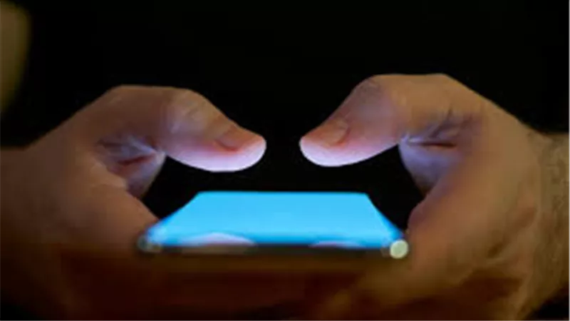 احذر هذه العادات اليومية.. 6 ممارسات قد تضعف صحتك مع مرور الوقت