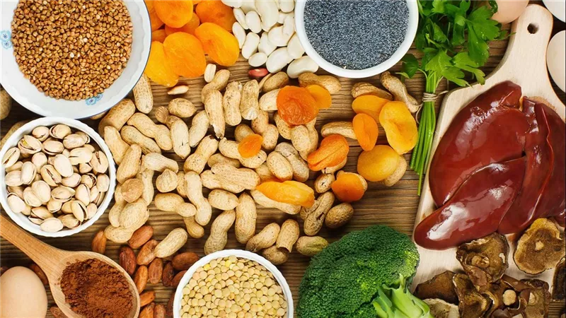4 أطعمة فعّالة في محاربة فقر الدم وزيادة مستويات الحديد في الجسم