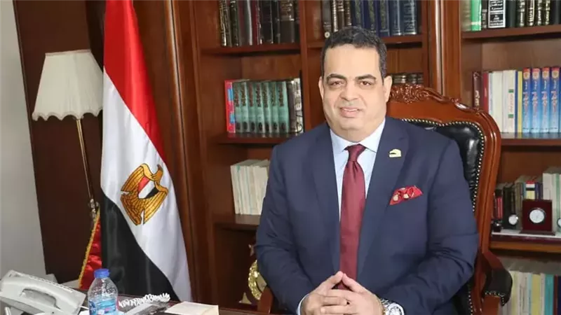 عصام هلال:قرار الرئيس بإعادة 