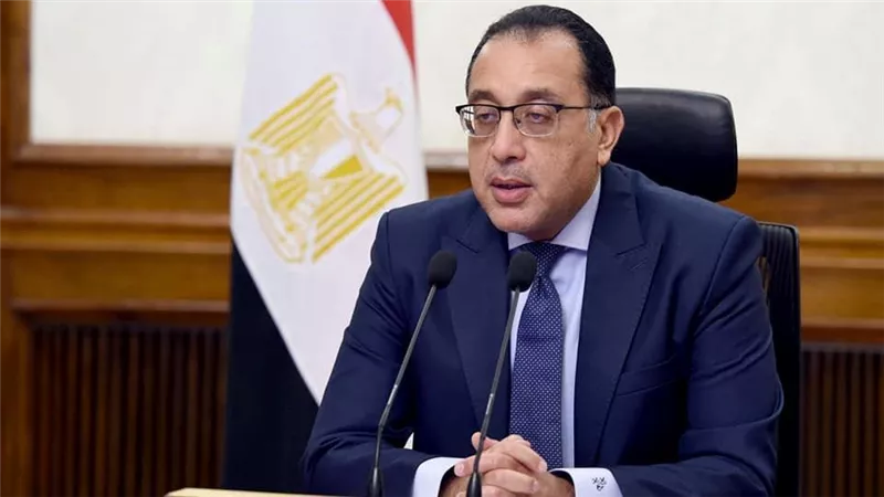 رئيس الوزراء: القيادة السياسية تولي اهتماما بالغا بالمنظومة الصحية 