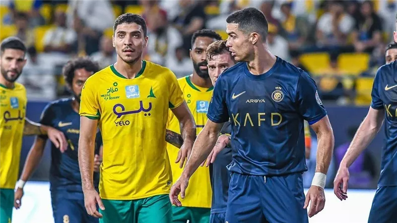رونالدو في مواجهة محمد شريف.. لقاء ناري بين النصر والخليج بالدوري السعودي