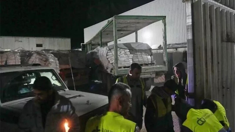 في خطوة هامة.. الأمم المتحدة توزع 90 شاحنة مساعدات على غزة