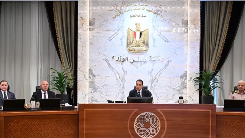 مدبولي: إنشاء مصنع ألبان سيكون من أولويات الدولة الفترة المقبلة|فيديو