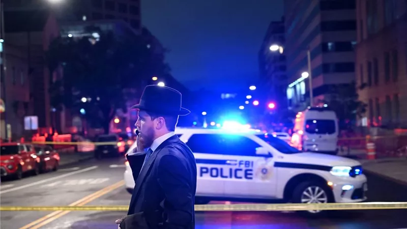 حادث المتحف بواشنطن يُشعل إسرائيل.. مقتل دبلوماسيين وخلفية فلسطينية للمهاجم 