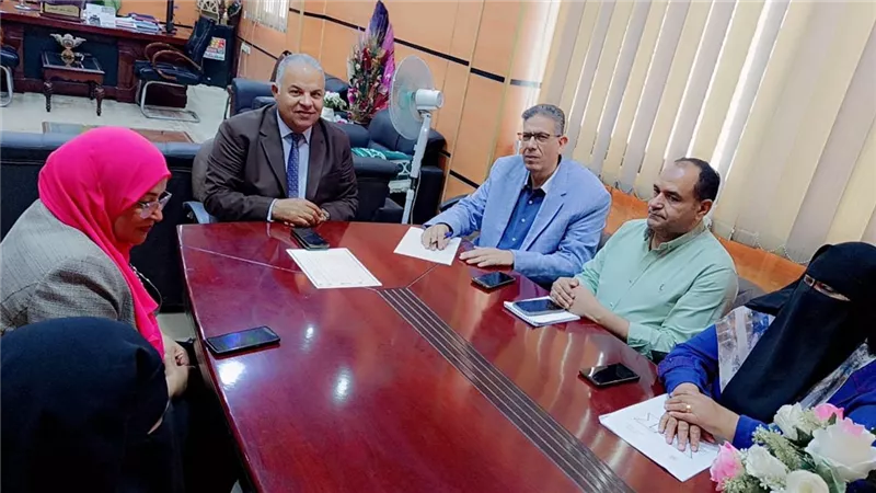 مدير تعليم الفيوم يتابع عملية امتحانات النقل للفصل الدراسي 