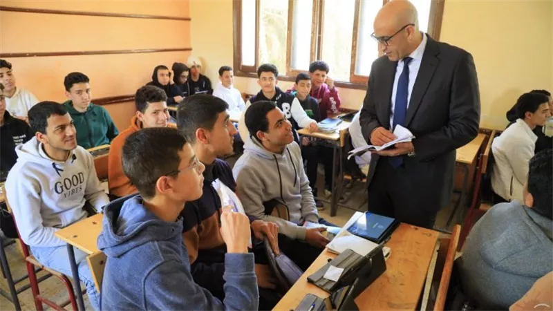 لجميع الصفوف .. غدا استأنف امتحانات النقل في مدارس الجمهورية 