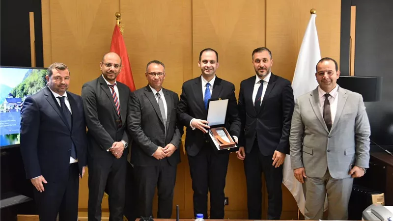 وزير الصحة يبحث مع مسئولي شركة HP التعاون في تطوير البنية المعلوماتية للمنشآت