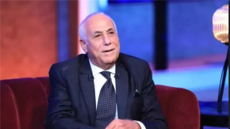 بعد أزمته الصحية .. ضغوط عائلية على حسين لبيب للإستقالة من منصبه 