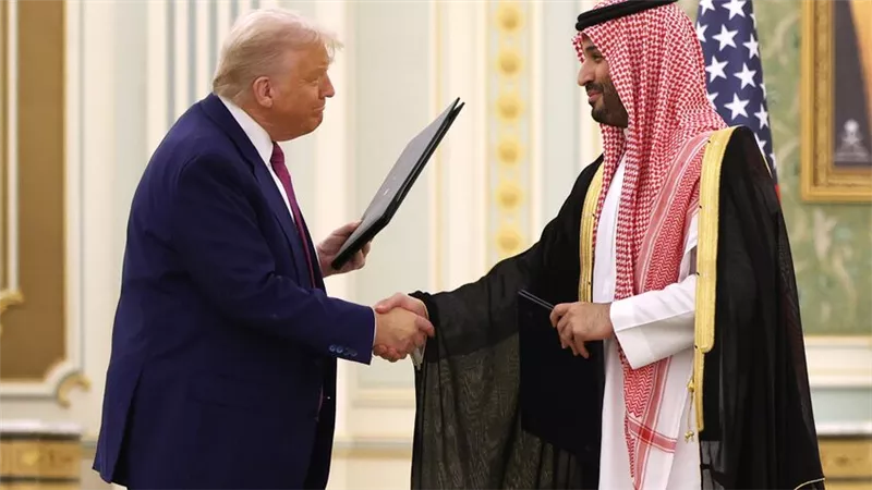 منشور للجيش الأمريكي عن زيارة ترامب يسلّط الضوء على الشراكة مع الرياض