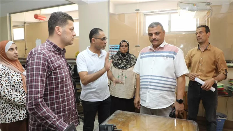 السكرتير العام المساعد بالمنوفية يتفقد المركز التكنولوجي لمتابعة ملف التصالح