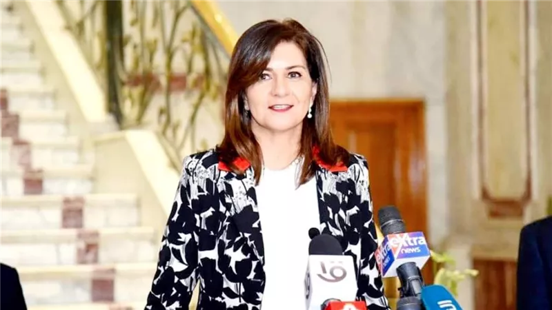 «أنا جيت للدنيا بسبب رامي».. نبيلة مكرم تكشف كواليس أزمة نجلها في أمريكا|فيديو