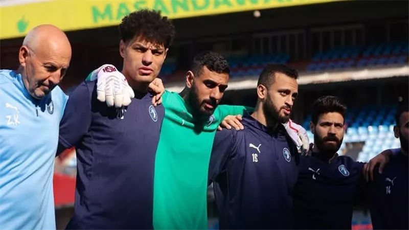 إبراهيم فايق وعبدالجواد يدعمان بيراميدز أمام صن داونز.. يارب النصر لمصر 