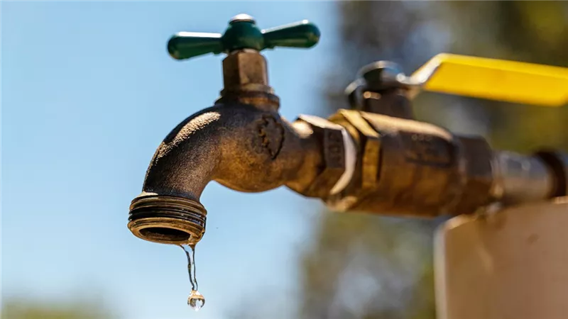 قطع المياه اليوم وغدا لمد 8 ساعات متواصلة بالقاهرة.. دبروا احتياجاتكم