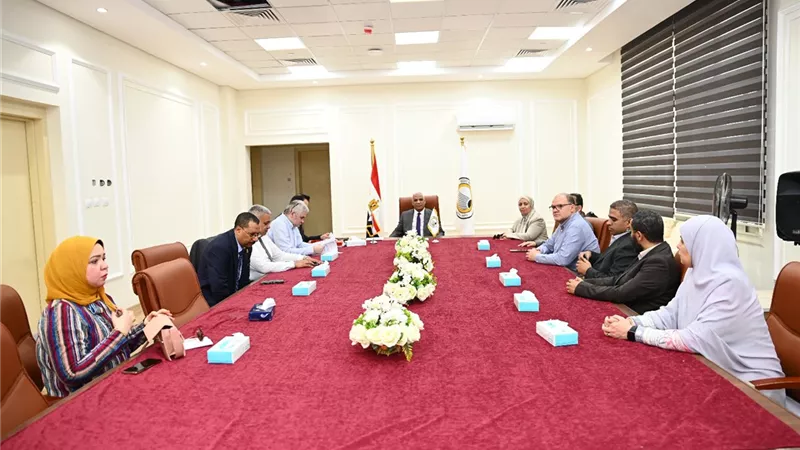 رئيس جامعة أسيوط: تجهيز 4 معامل جديدة بـ100 مليون جنيه بكلية الحاسبات 